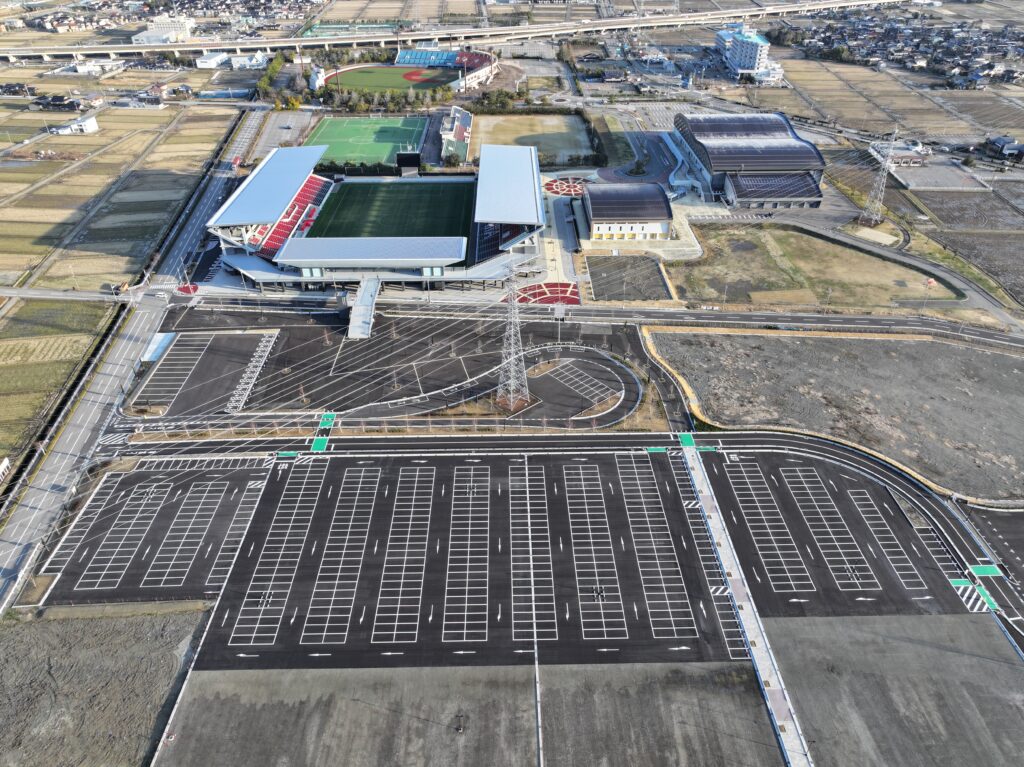 金沢スタジアム（金沢城北市民公園（Cゾーン）南工区舗装工事）