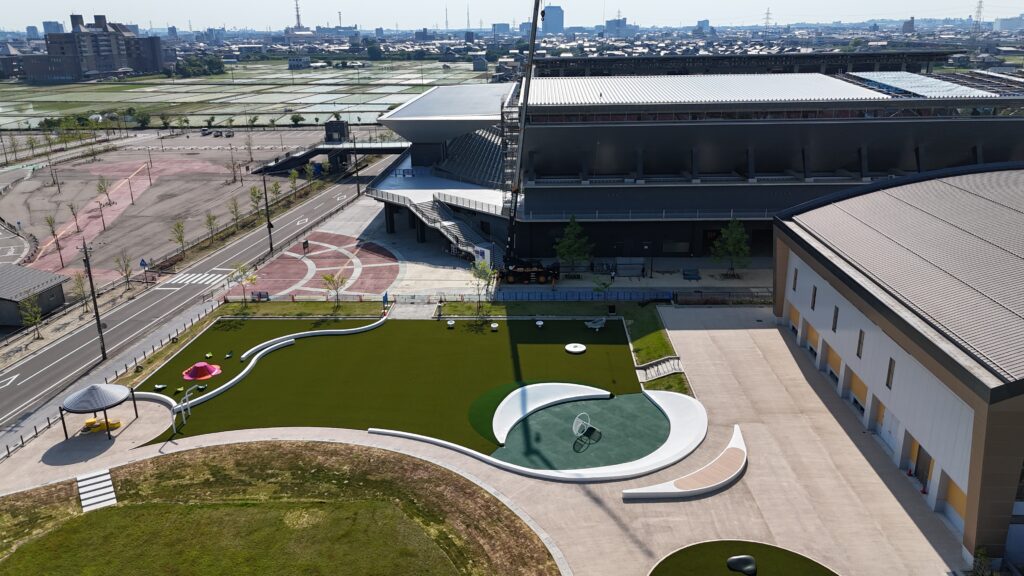 金沢城北市民運動公園遊具広場舗装工事